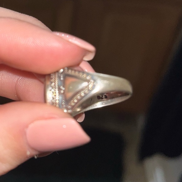 Sterling Silver Onyx 925 Size 7 ring - Picture 15 of 15